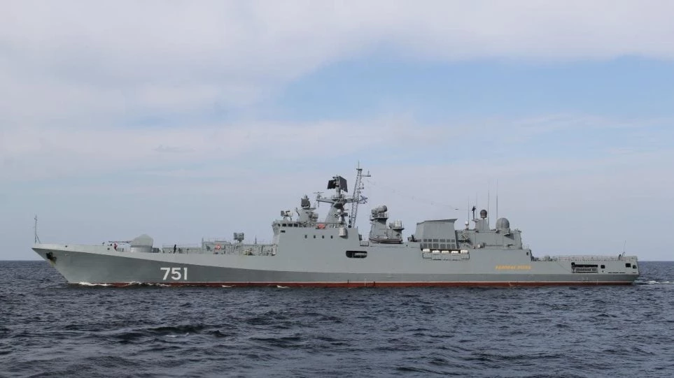 Καινούρια ρωσική φρεγάτα  έρχεται στον Πόρο (βίντεο)